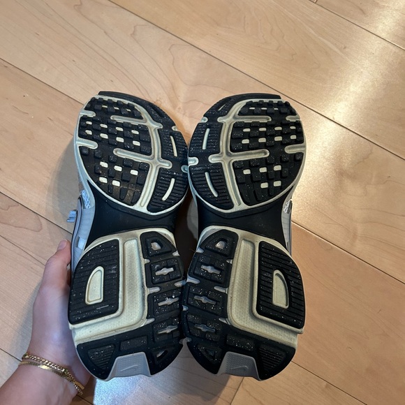 Nike v2k sneakers - Picture 8 of 9